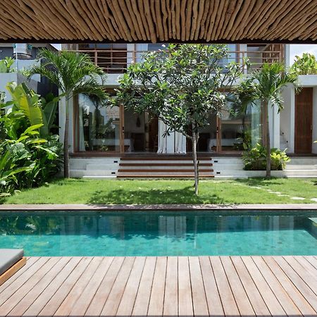 Las Lunas Villas Canggu Стая снимка